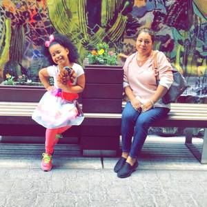 Meet your Posher, Amada